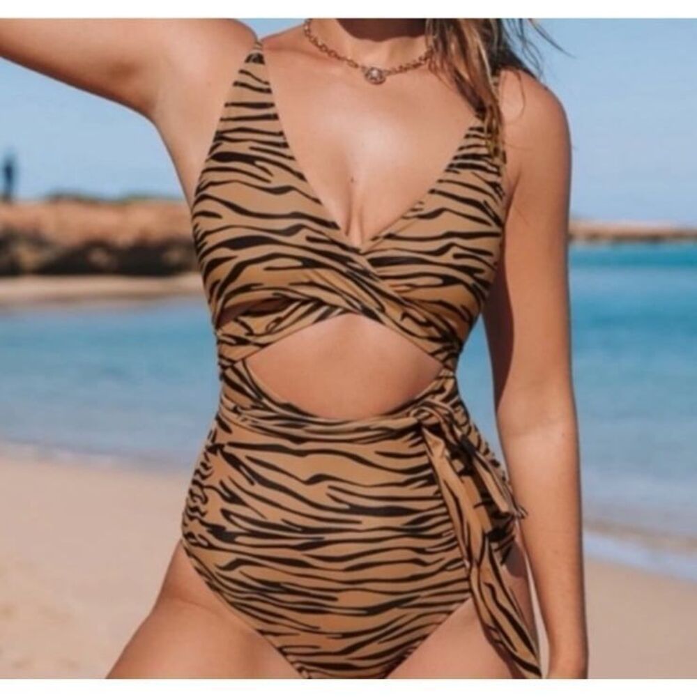 Womens one piece aerie bathing suit